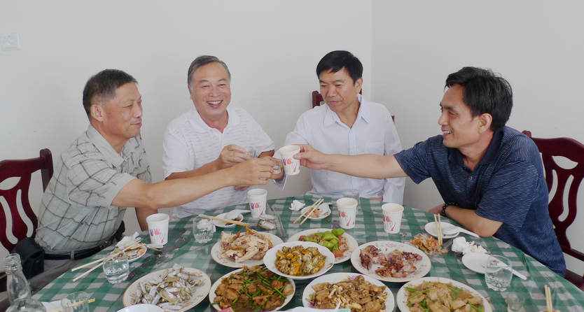 dvubb 图片点击可在新窗口打开查看