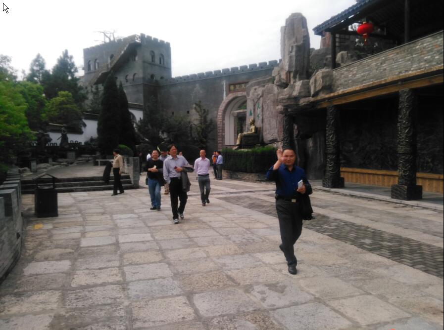 dvubb 图片点击可在新窗口打开查看