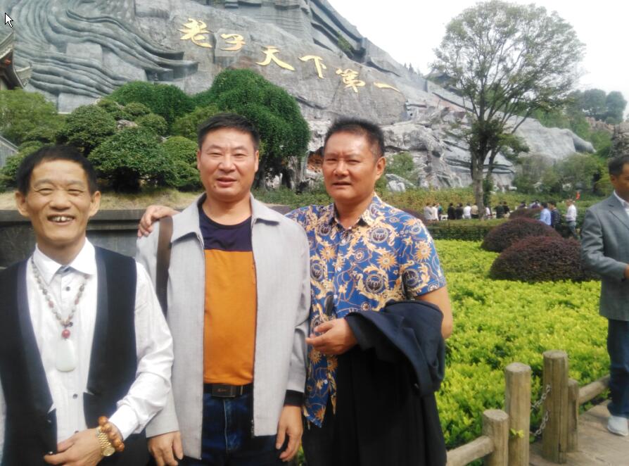 dvubb 图片点击可在新窗口打开查看