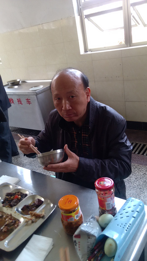 dvubb 图片点击可在新窗口打开查看