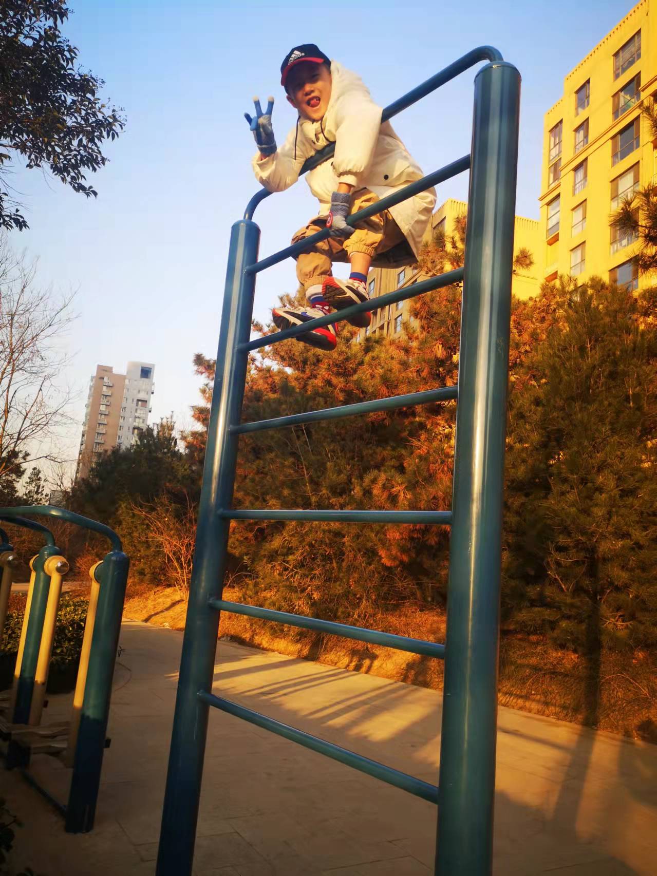 dvubb 按此在新窗口浏览图片