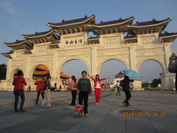 dvubb 按此在新窗口浏览图片